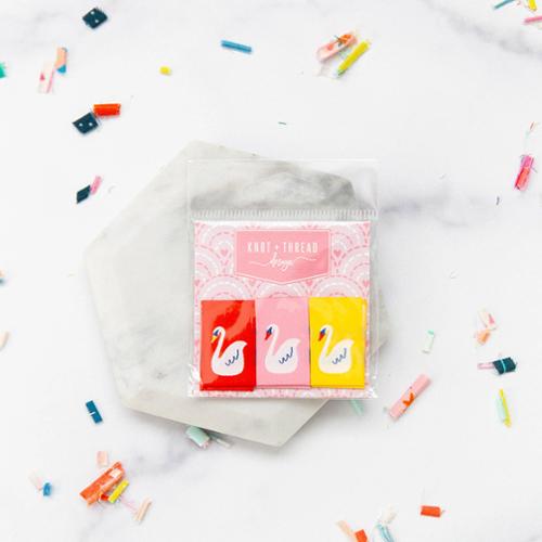 Knot + Thread Swans Labels