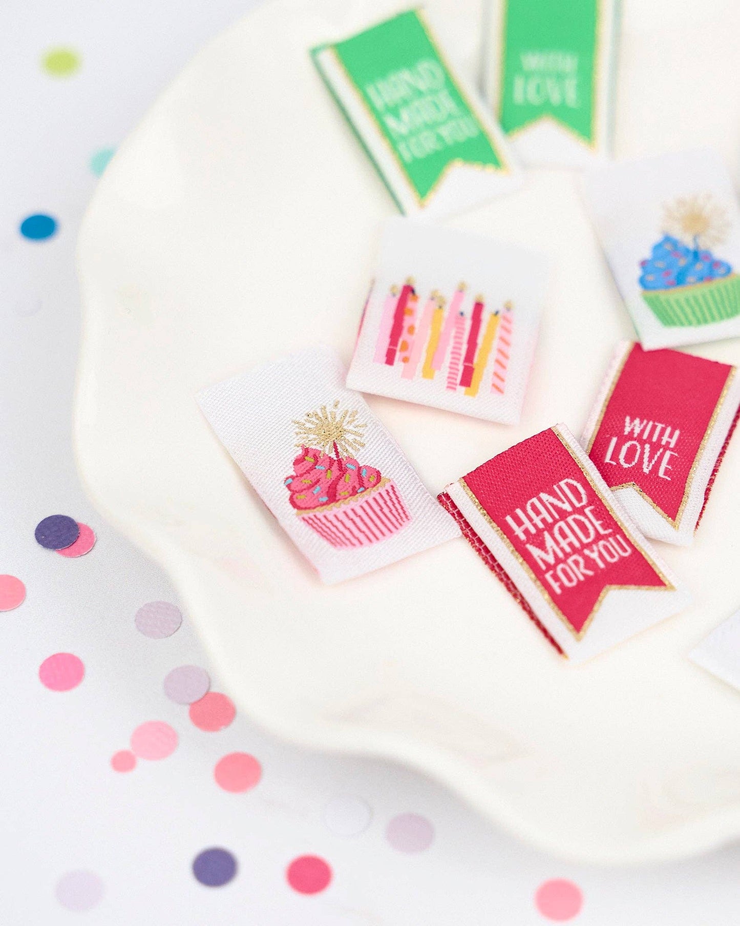Renaissance Ribbons Happy Birthday Label Pack
