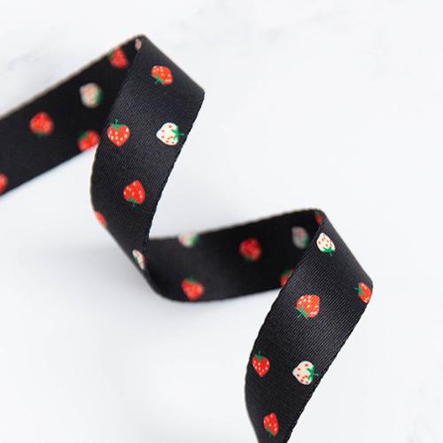Webbing Mini Berry In Black - 1"