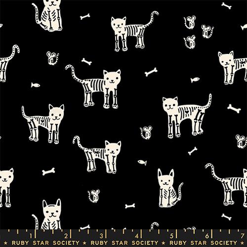 PREORDER RSS Boo Valley My Pet Skeleton in Black
