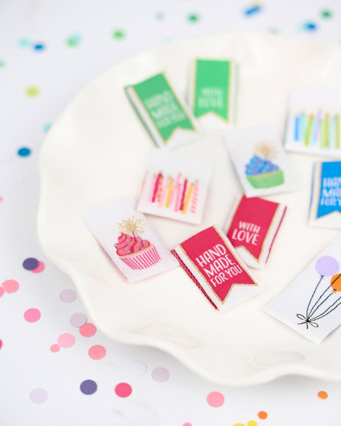 Renaissance Ribbons Happy Birthday Label Pack