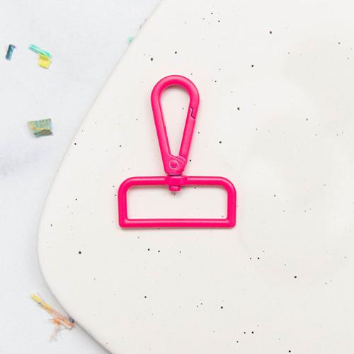Swivel Snap Hook in Hot Pink- 1.5"
