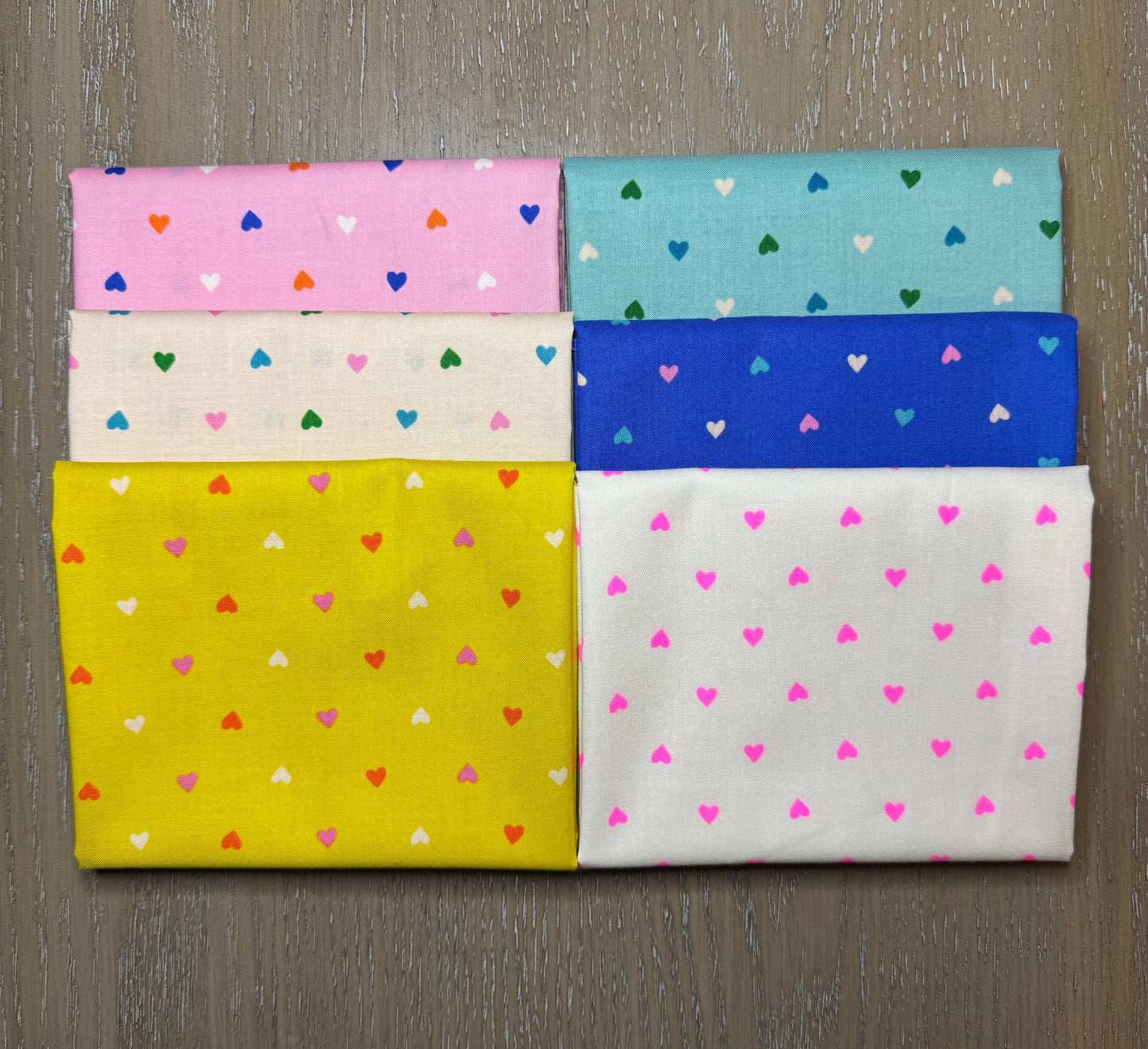 Little Hearts Fat Quarter Bundle