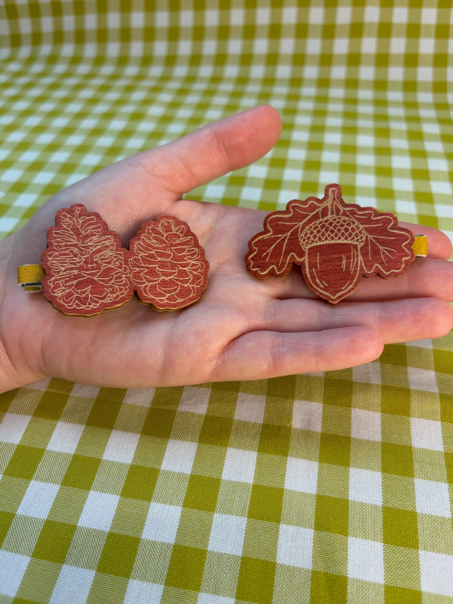 Oak Hollow Hair Clip: Among the Oaks