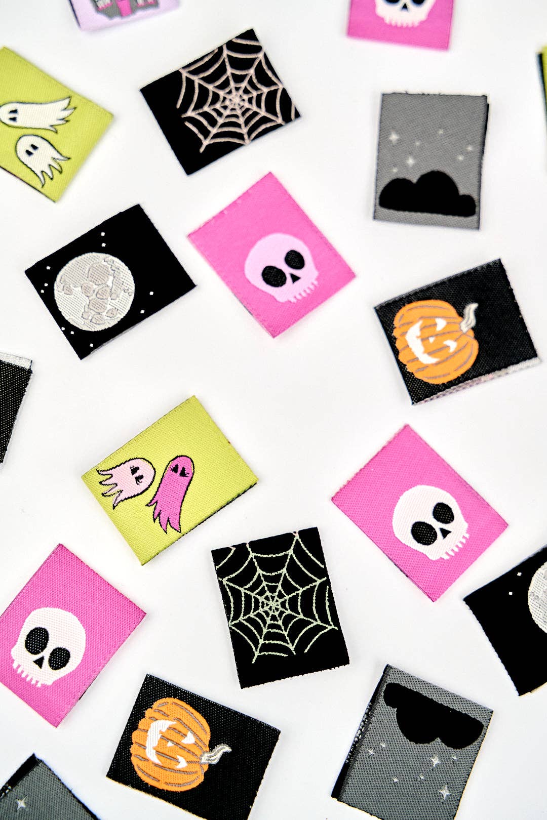 Renaissance Ribbons Spooky Night Label Pack
